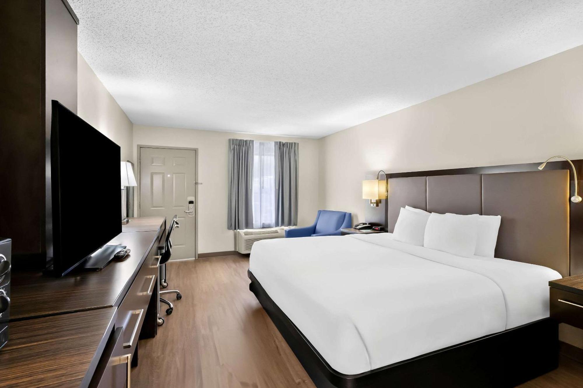 Quality Inn & Suites Monticello ภายนอก รูปภาพ