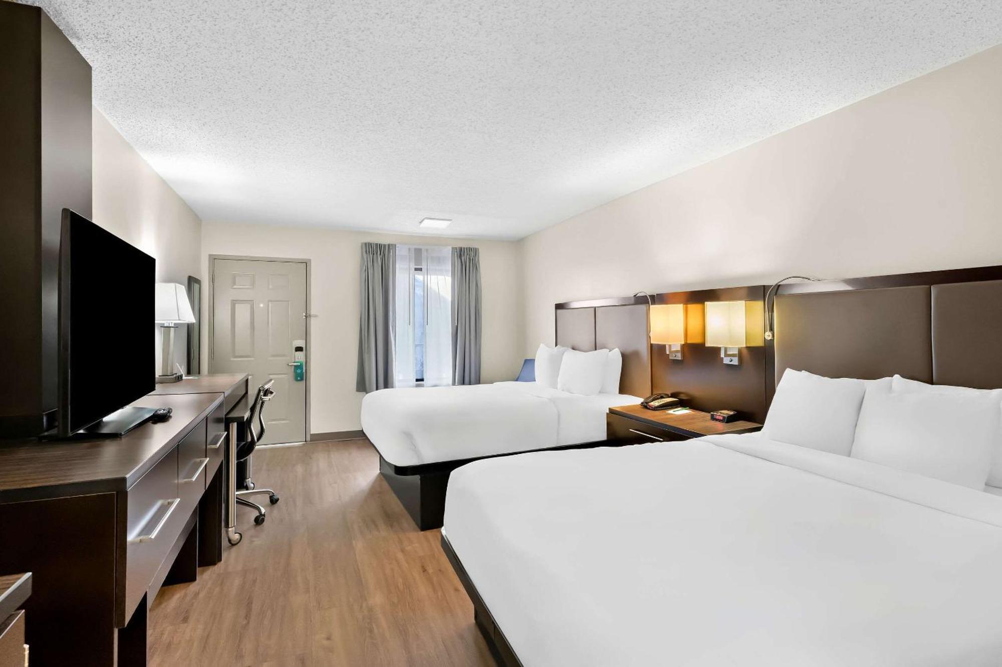 Quality Inn & Suites Monticello ภายนอก รูปภาพ