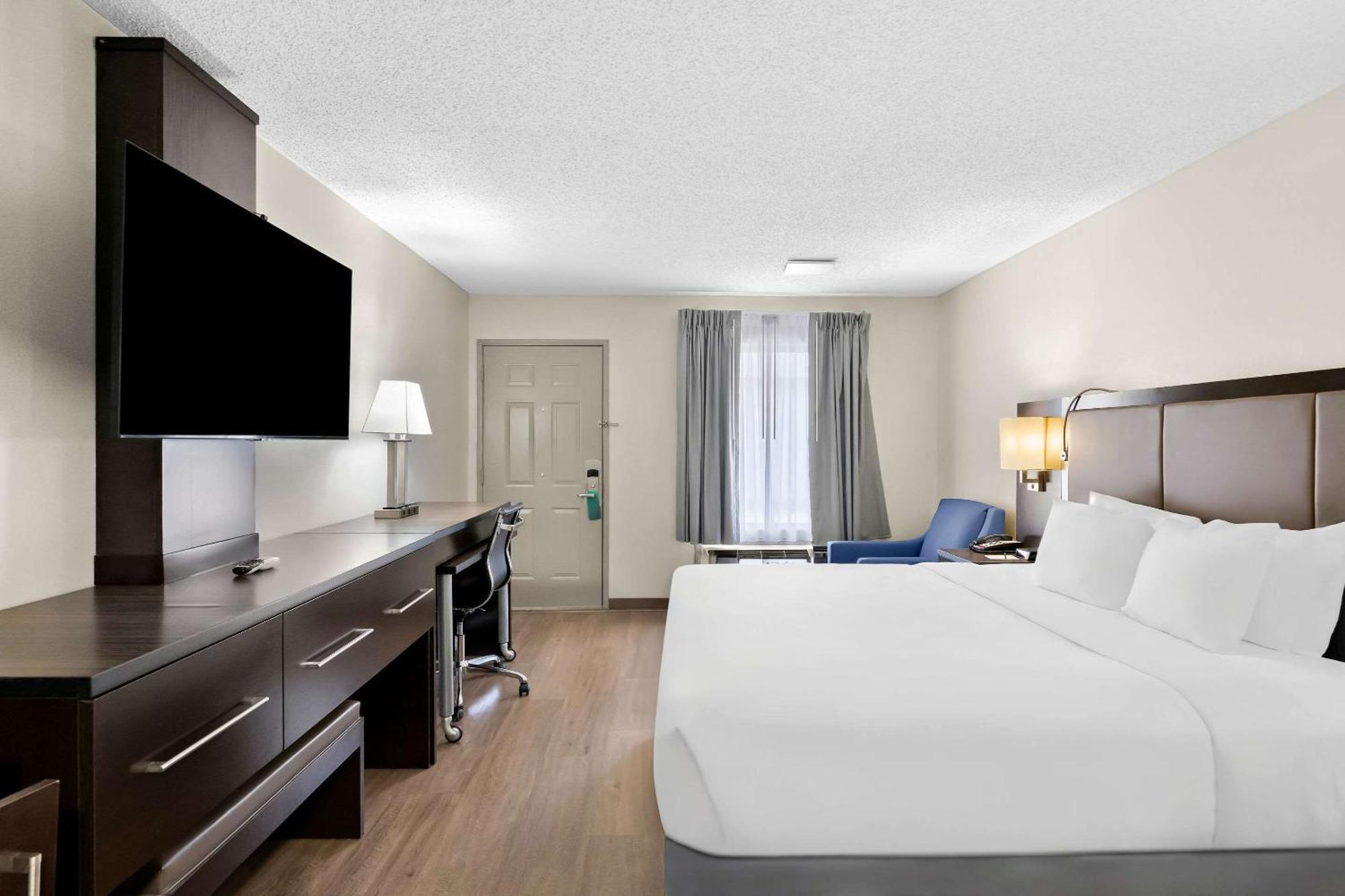 Quality Inn & Suites Monticello ภายนอก รูปภาพ